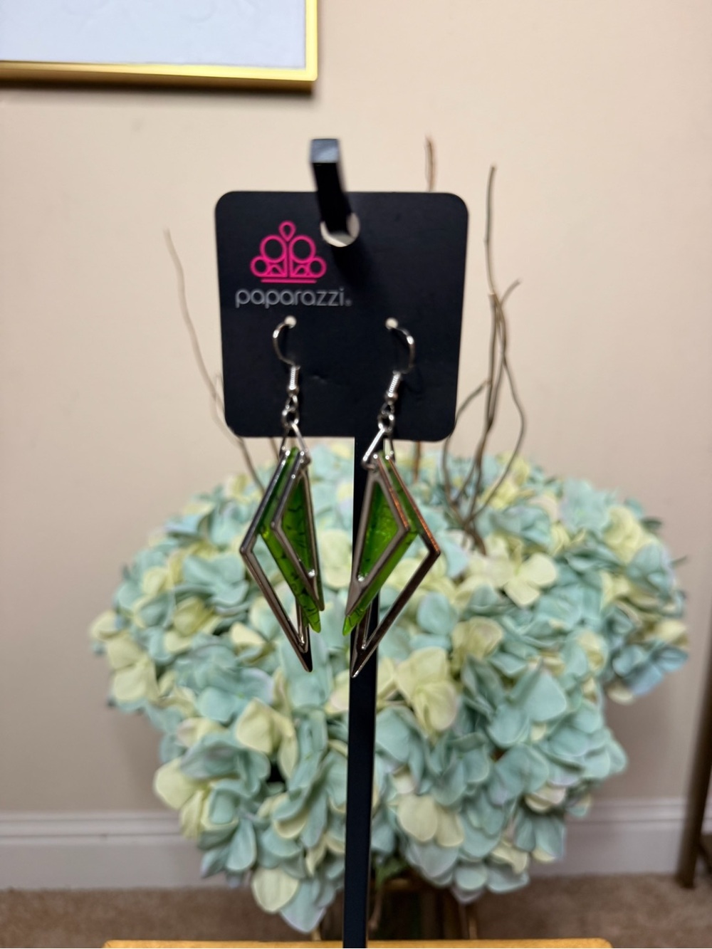 Paparazzi Silver-Tone Green Geometric Drop Earrings with necklace